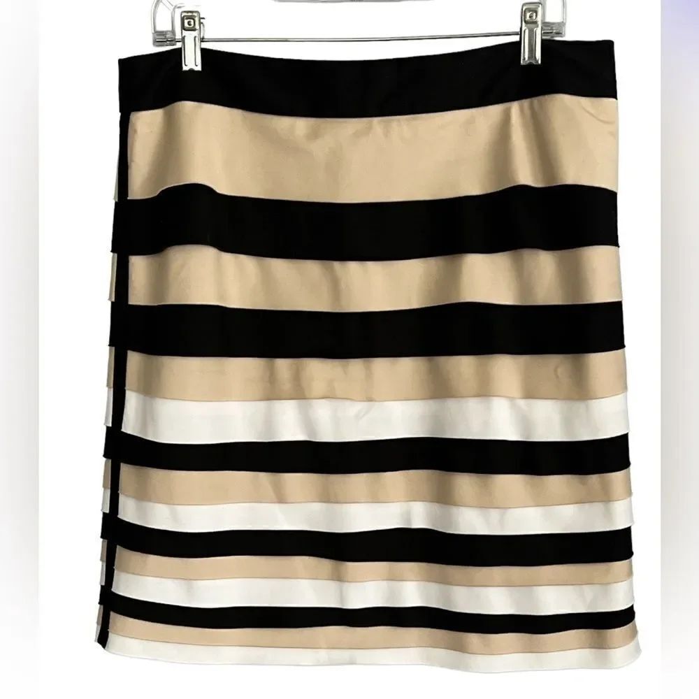 White House Black market women’s size 12 career skirt